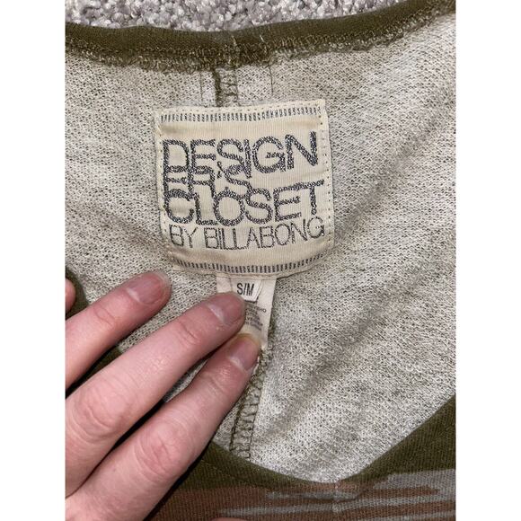 Designer’s Closet by billabong poncho Shirt‎ Womens Size Small medium oversized - Picture 12 of 14